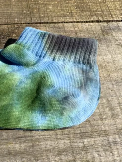 RoToTo Organic Cotton Tie Dye Ankle Socks Charcoal Green Blue